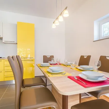 Villa Apartments Futura