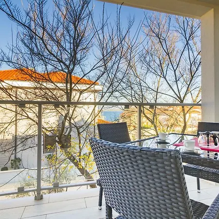 Villa Apartments Futura *