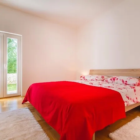 Apartment Futura Vantacici