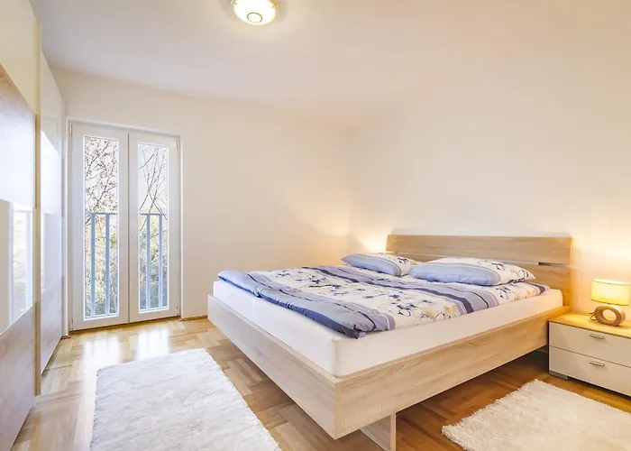 Villa Apartments Futura