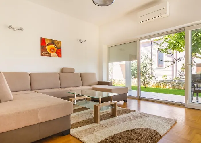 Villa Apartments Futura Vantacici